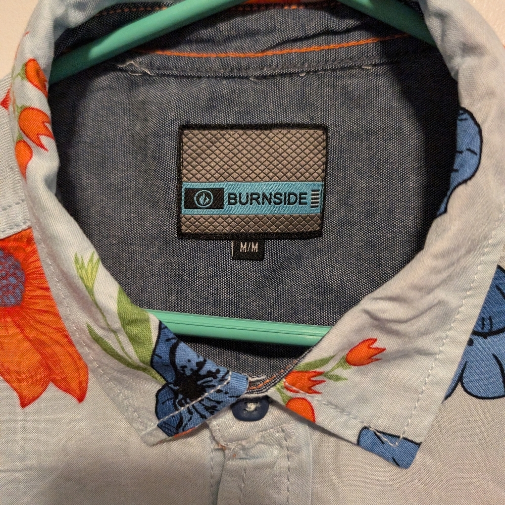 Mens Shirts - Picture 3 of 3